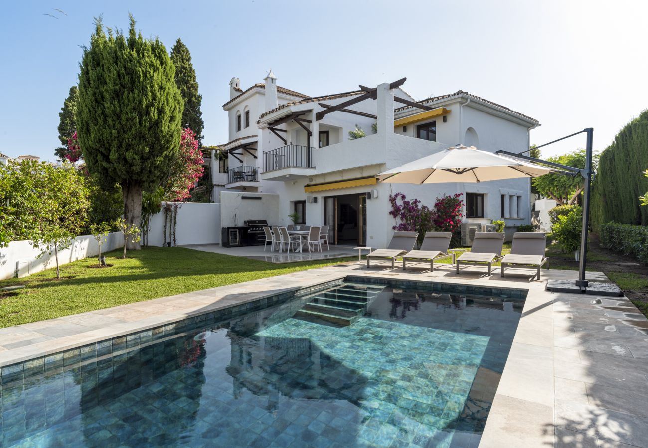 Terraced House in Nueva andalucia - Casa Blanca Mar