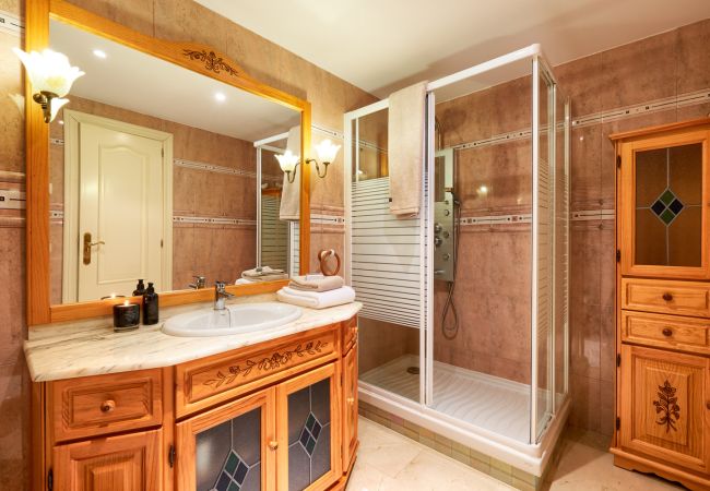 Terraced House in Nueva andalucia - Casa Vasari Terraced House in Nueva andalucia - Casa Vasari