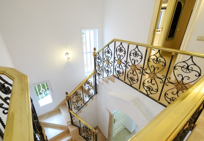 Terraced House in Nueva andalucia - Casa Vasari Terraced House in Nueva andalucia - Casa Vasari