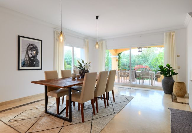 Terraced House in Nueva andalucia - Casa Vasari Terraced House in Nueva andalucia - Casa Vasari