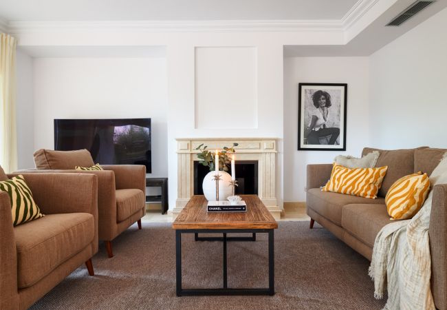 Terraced House in Nueva andalucia - Casa Vasari Terraced House in Nueva andalucia - Casa Vasari