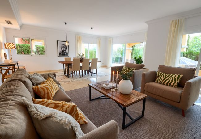 Terraced House in Nueva andalucia - Casa Vasari Terraced House in Nueva andalucia - Casa Vasari