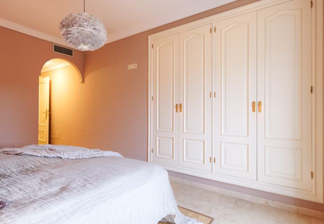 Terraced House in Nueva andalucia - Casa Vasari Terraced House in Nueva andalucia - Casa Vasari