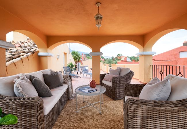 Terraced House in Nueva andalucia - Casa Vasari Terraced House in Nueva andalucia - Casa Vasari