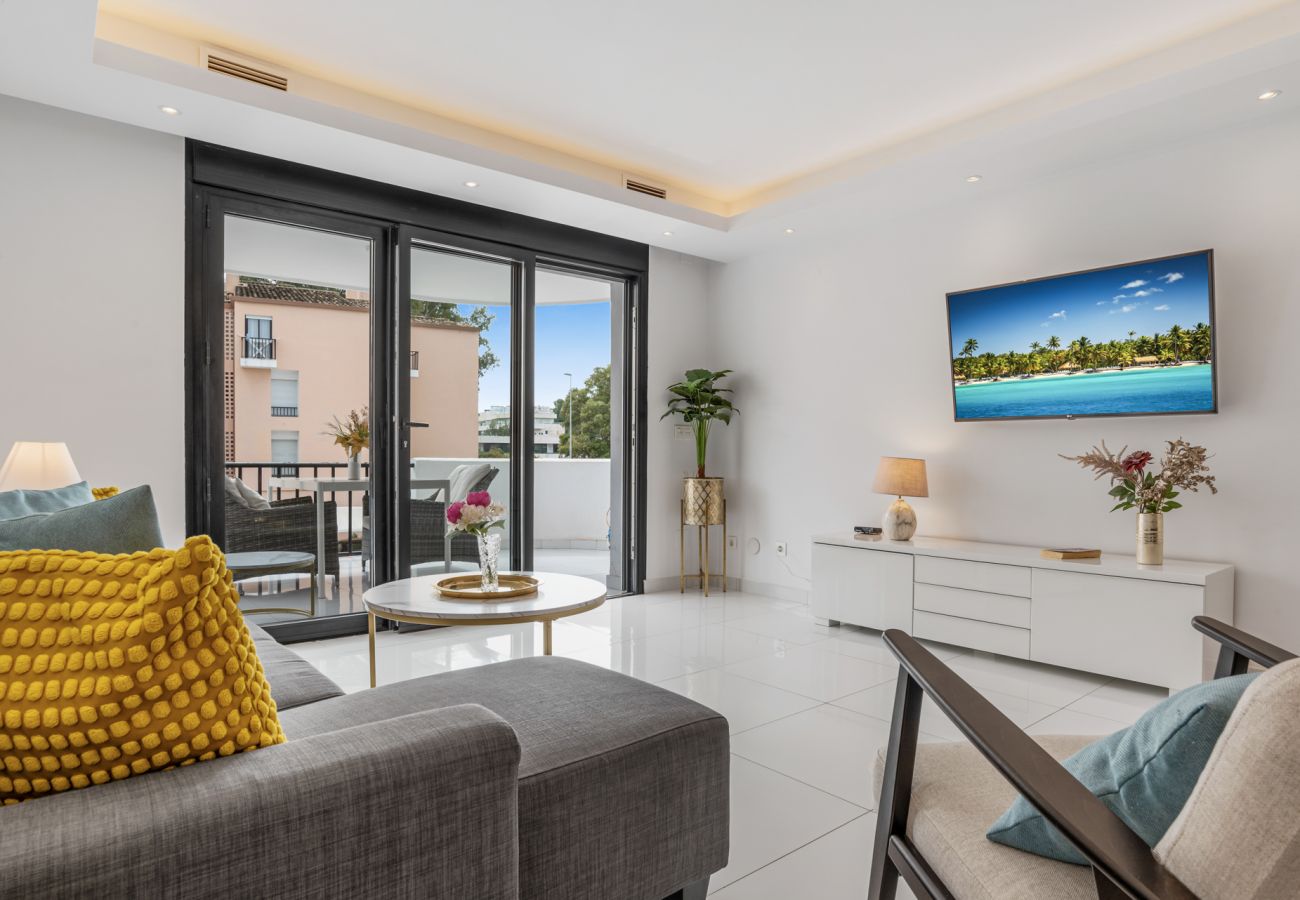 Apartment in Nueva andalucia - Casa Orquidea