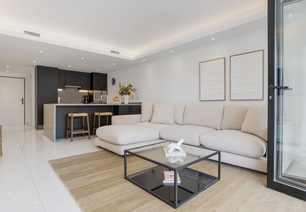 Apartment in Nueva andalucia - Casa Orquidea