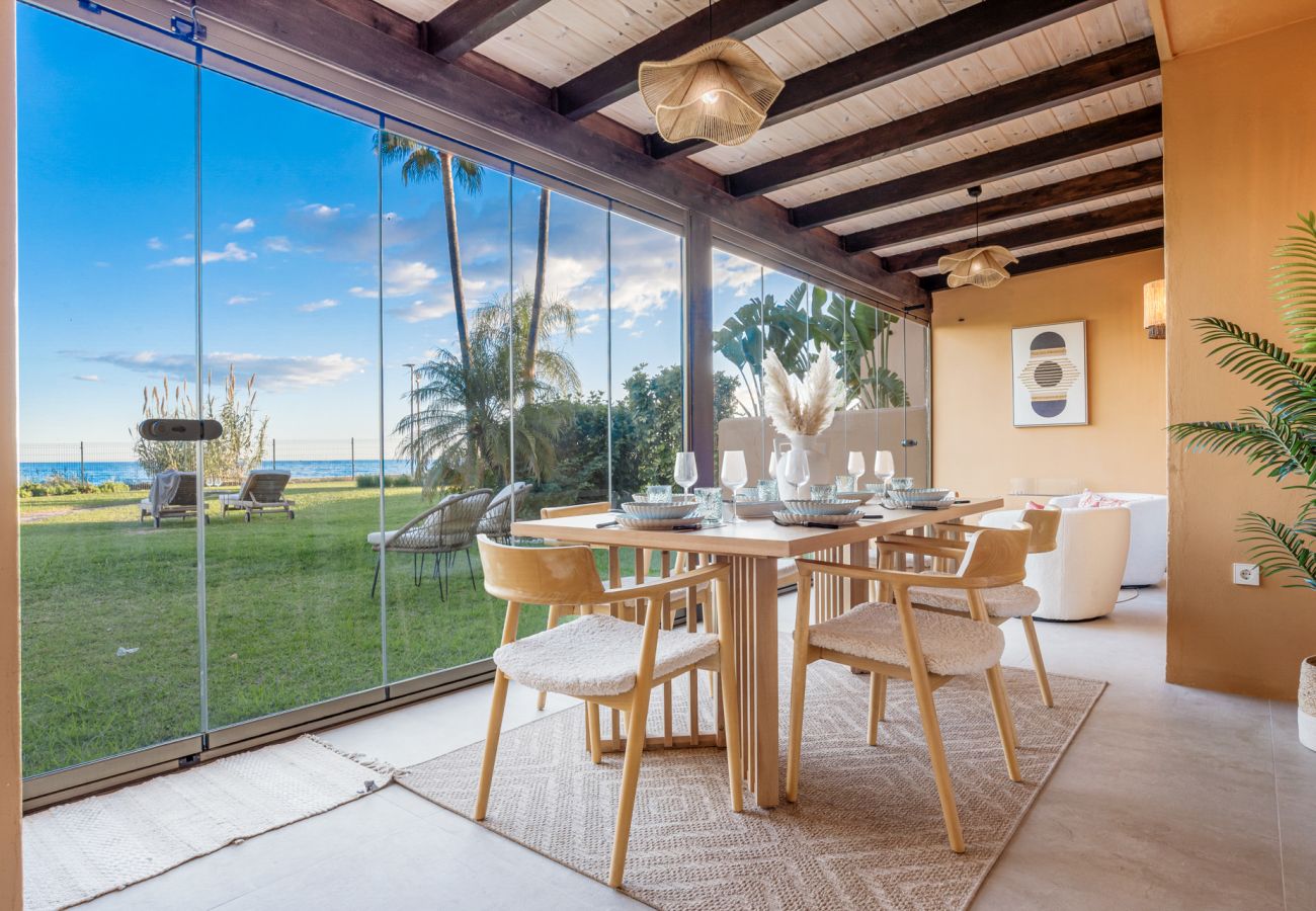 Apartment in Estepona - Beachfront Riviera Playa