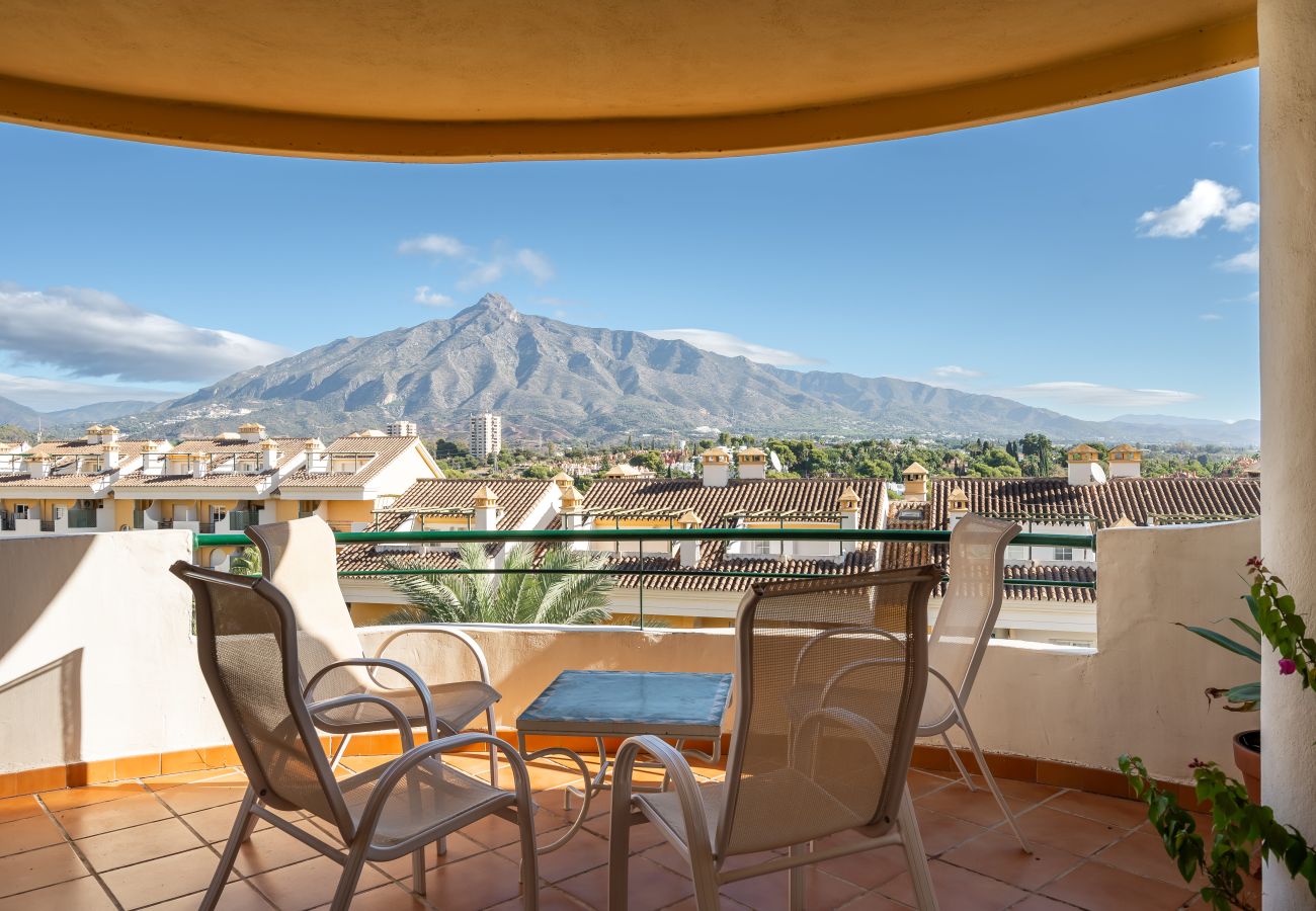 Apartment in Nueva andalucia - Casa Panorama