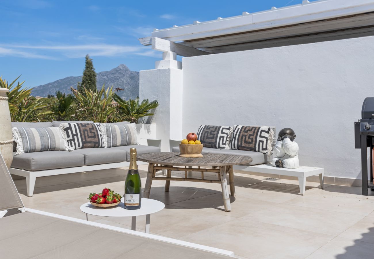 Apartment in Nueva andalucia - Penthouse Mirador del Rodeo 1.1