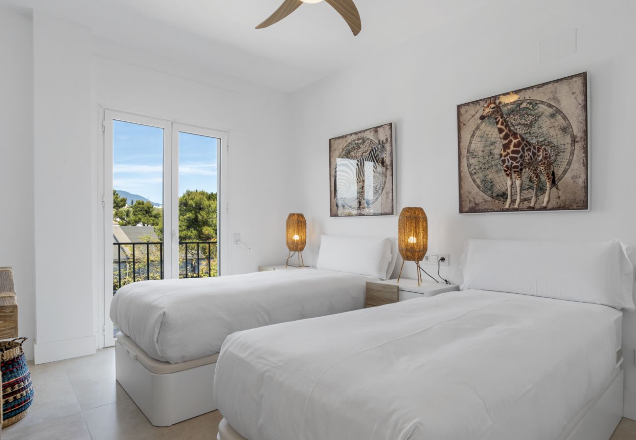Apartment in Nueva andalucia - Penthouse Mirador del Rodeo 1.1