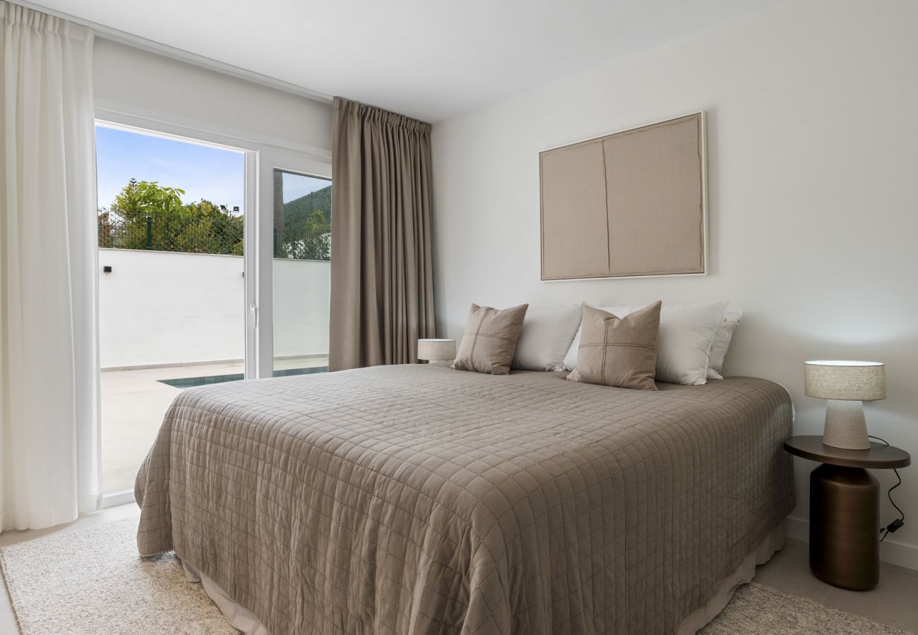 Villa in Estepona - Villa Ava