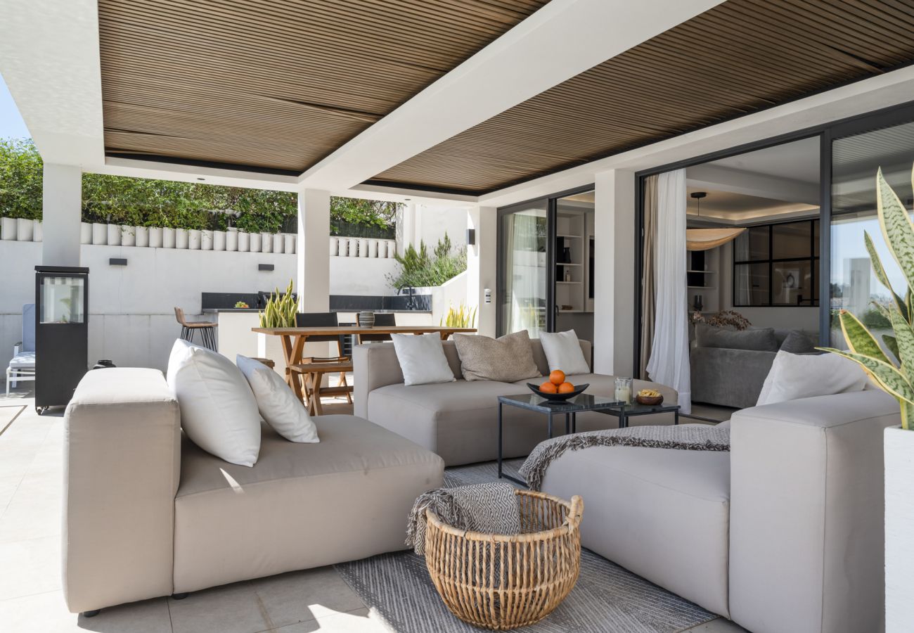 Villa in Nueva andalucia - Villa Celeste