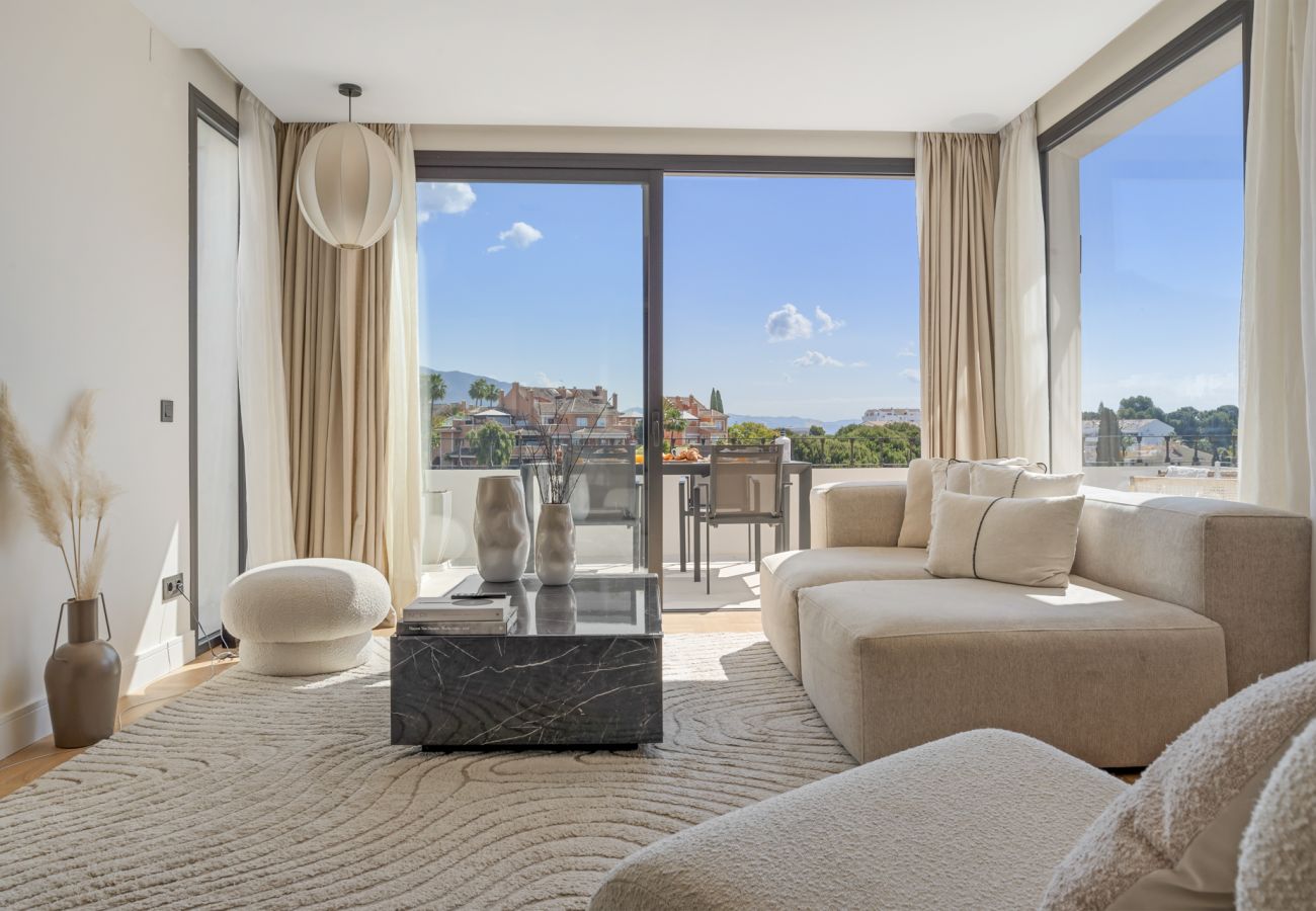 Villa in Nueva andalucia - Villa Celeste