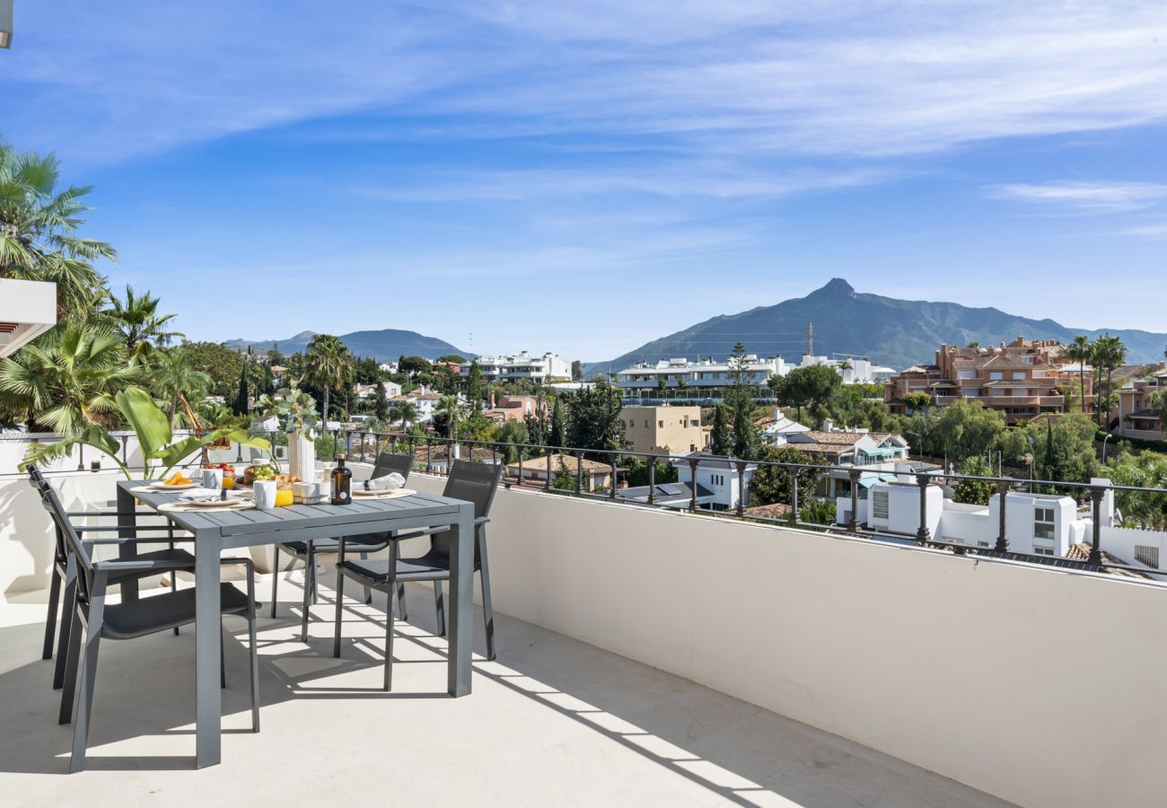 Villa in Nueva andalucia - Villa Celeste