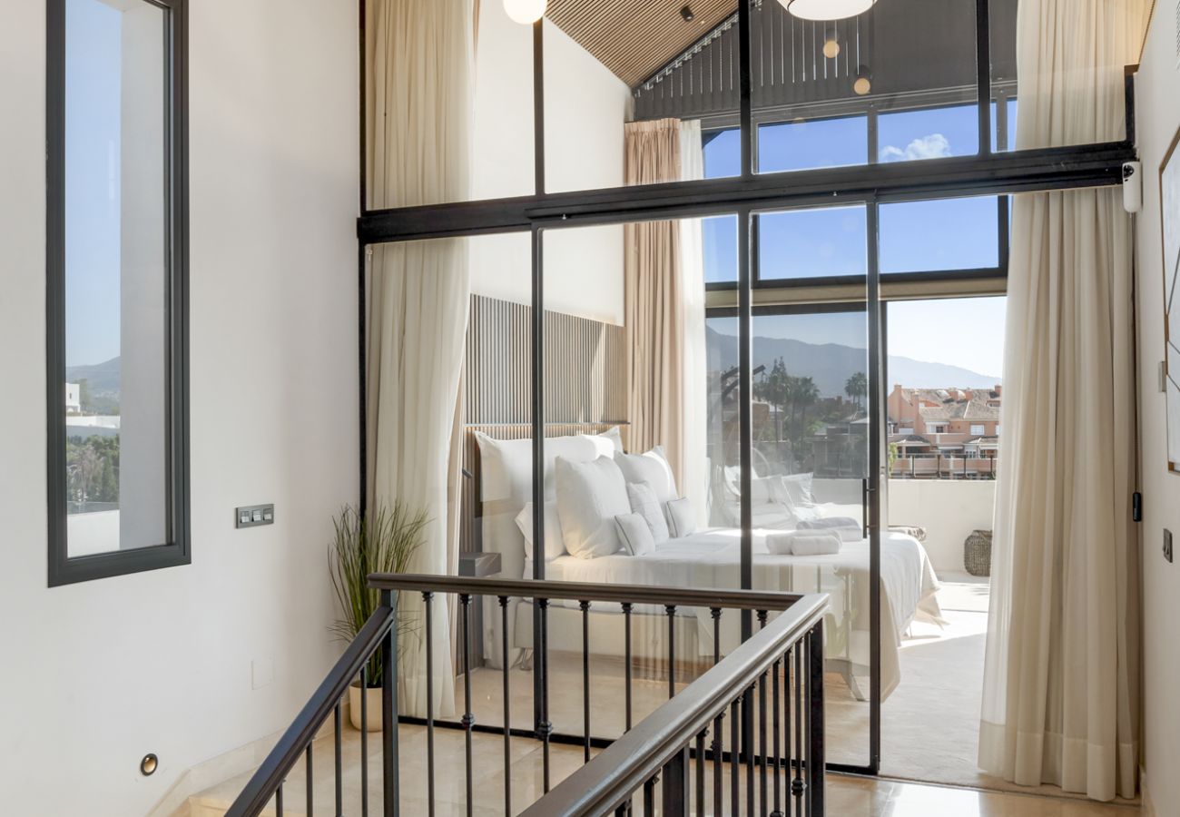 Villa in Nueva andalucia - Villa Celeste