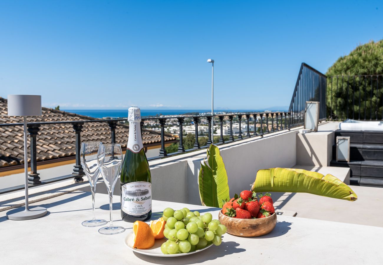 Villa in Nueva andalucia - Villa Celeste