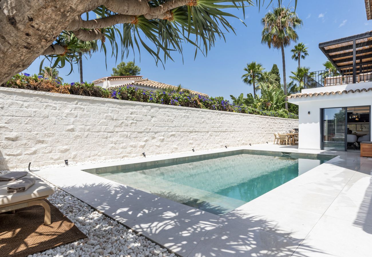 Villa in Nueva andalucia - Villa Artemis