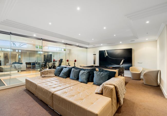 Villa in Nueva andalucia - Villa Las Brisas Villa in Nueva andalucia - Villa Las Brisas