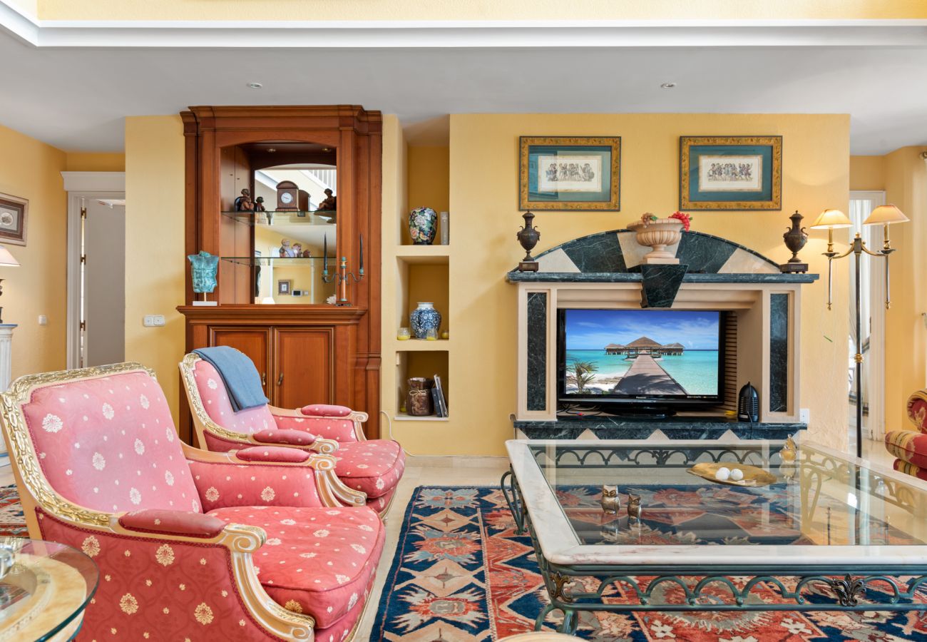 Villa in Nueva andalucia - Villa Sonada