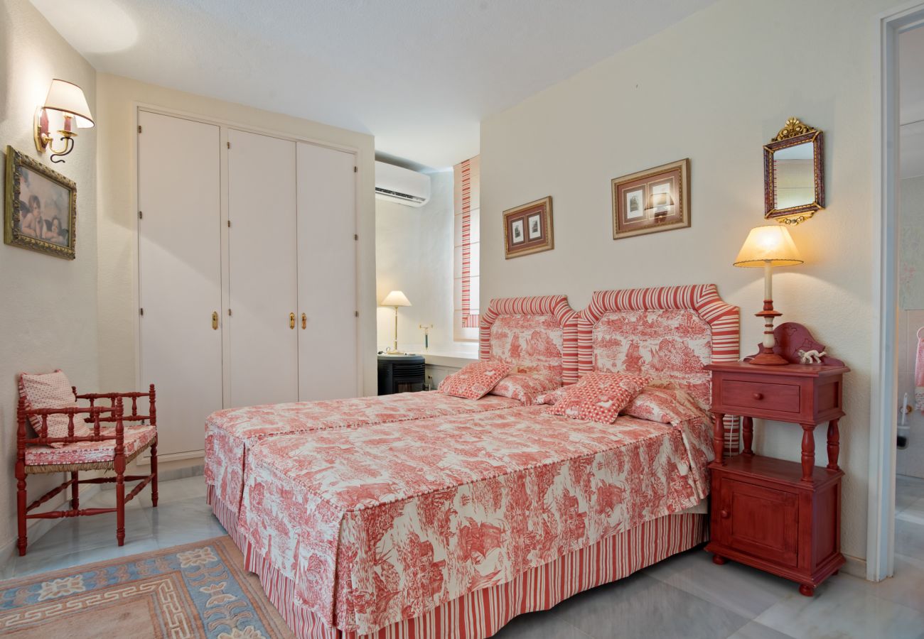 Villa in Nueva andalucia - Villa Sonada