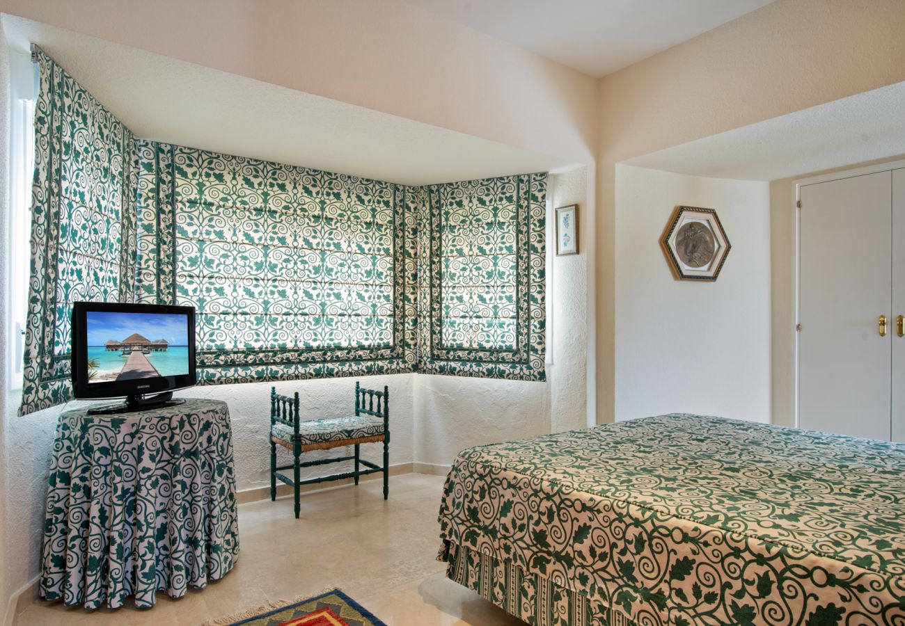 Villa in Nueva andalucia - Villa Sonada