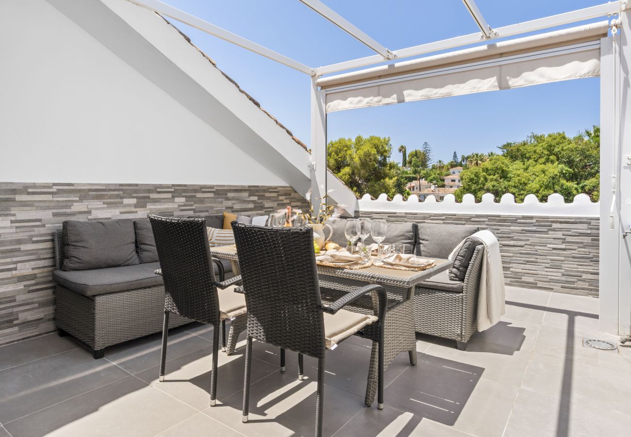 Apartment in Nueva andalucia - Casa Agrupadas