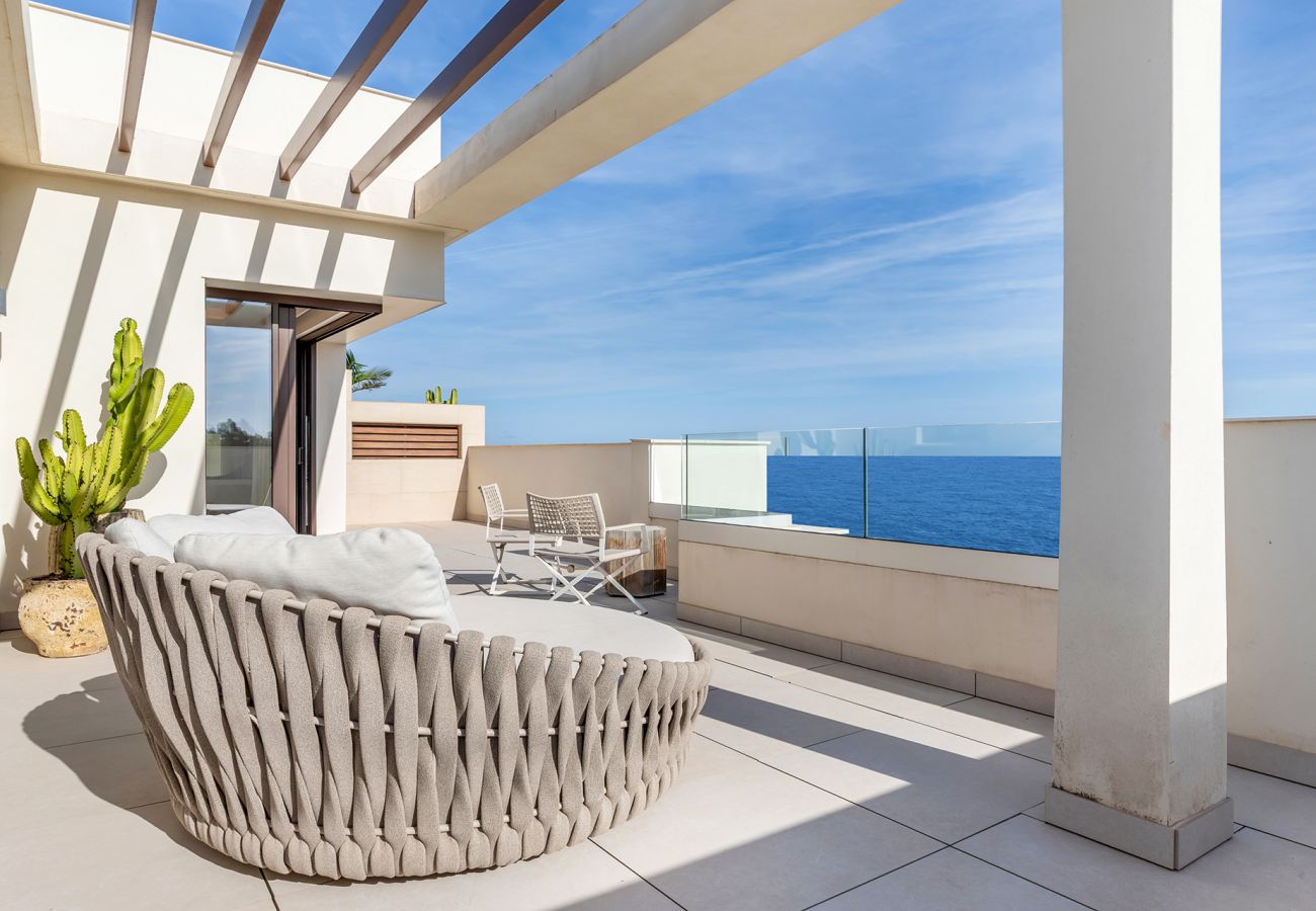 Apartment in Estepona - Luxury Beachfront Velaya