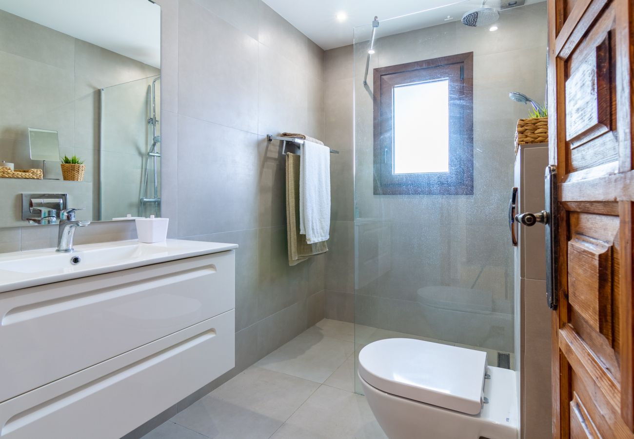 Stuga i San Pedro de Alcántara - Casa Adel