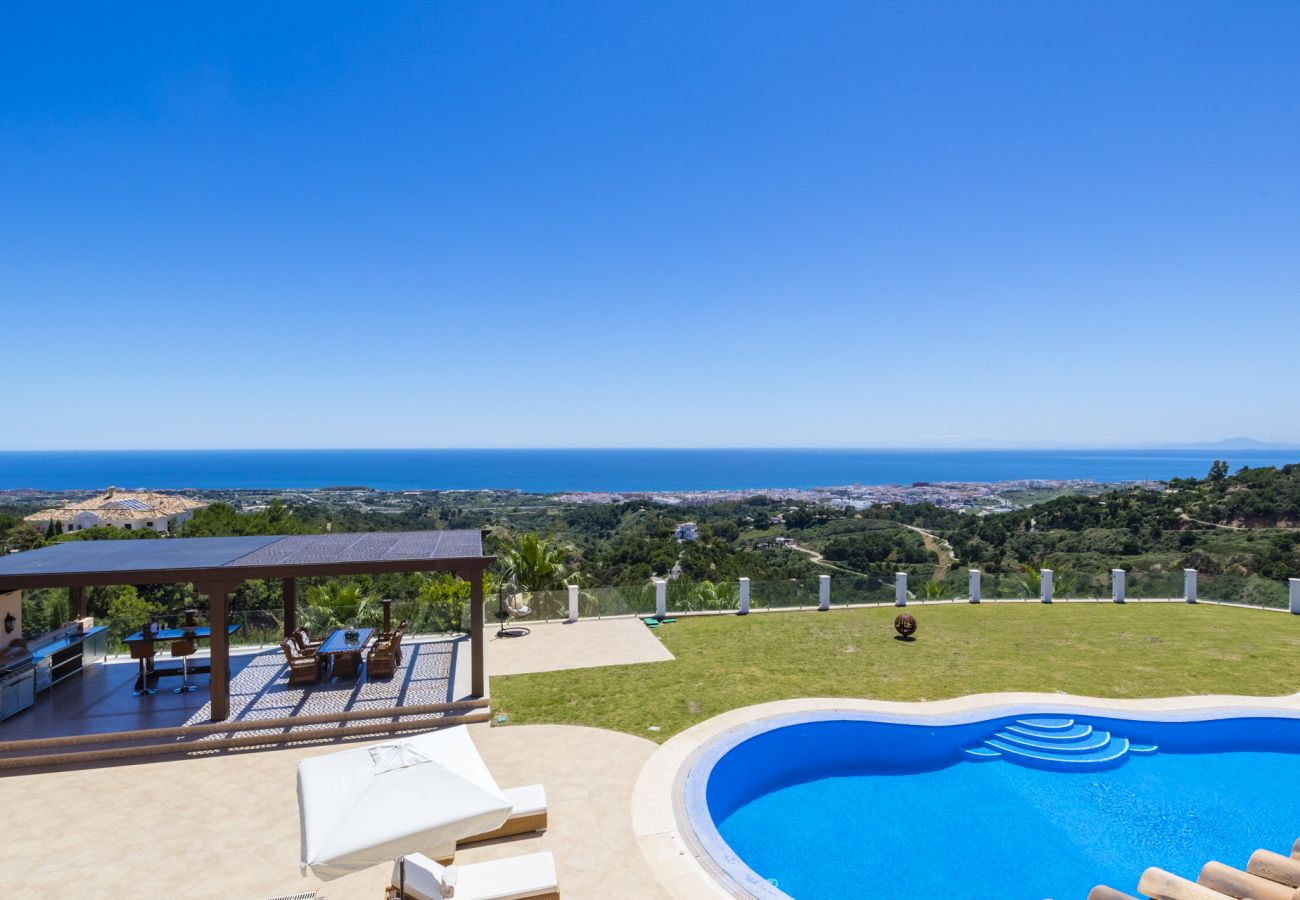 Villa i Estepona - Villa Alta Vista