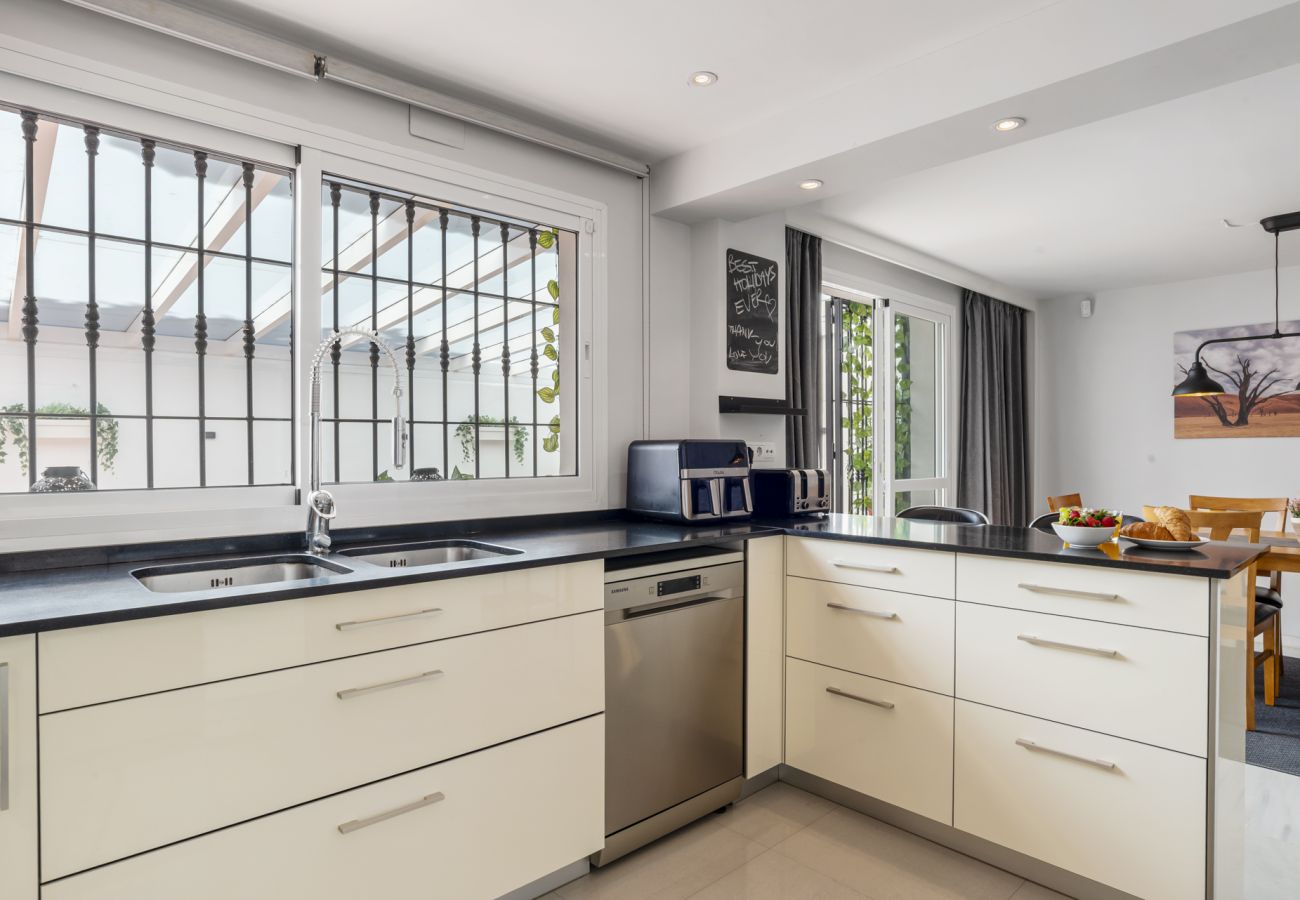 Radhus i Marbella - Casa Esquina