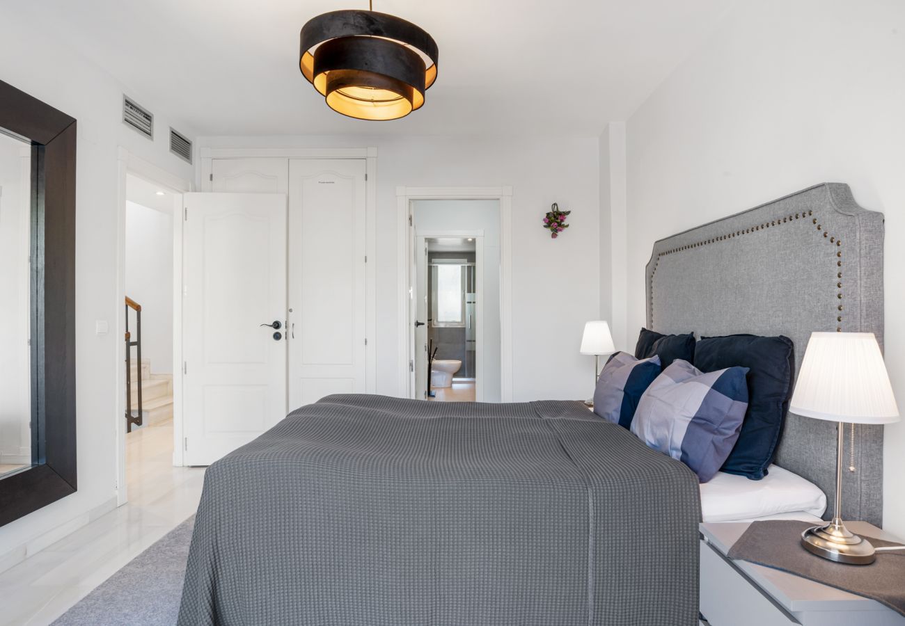 Radhus i Marbella - Casa Esquina