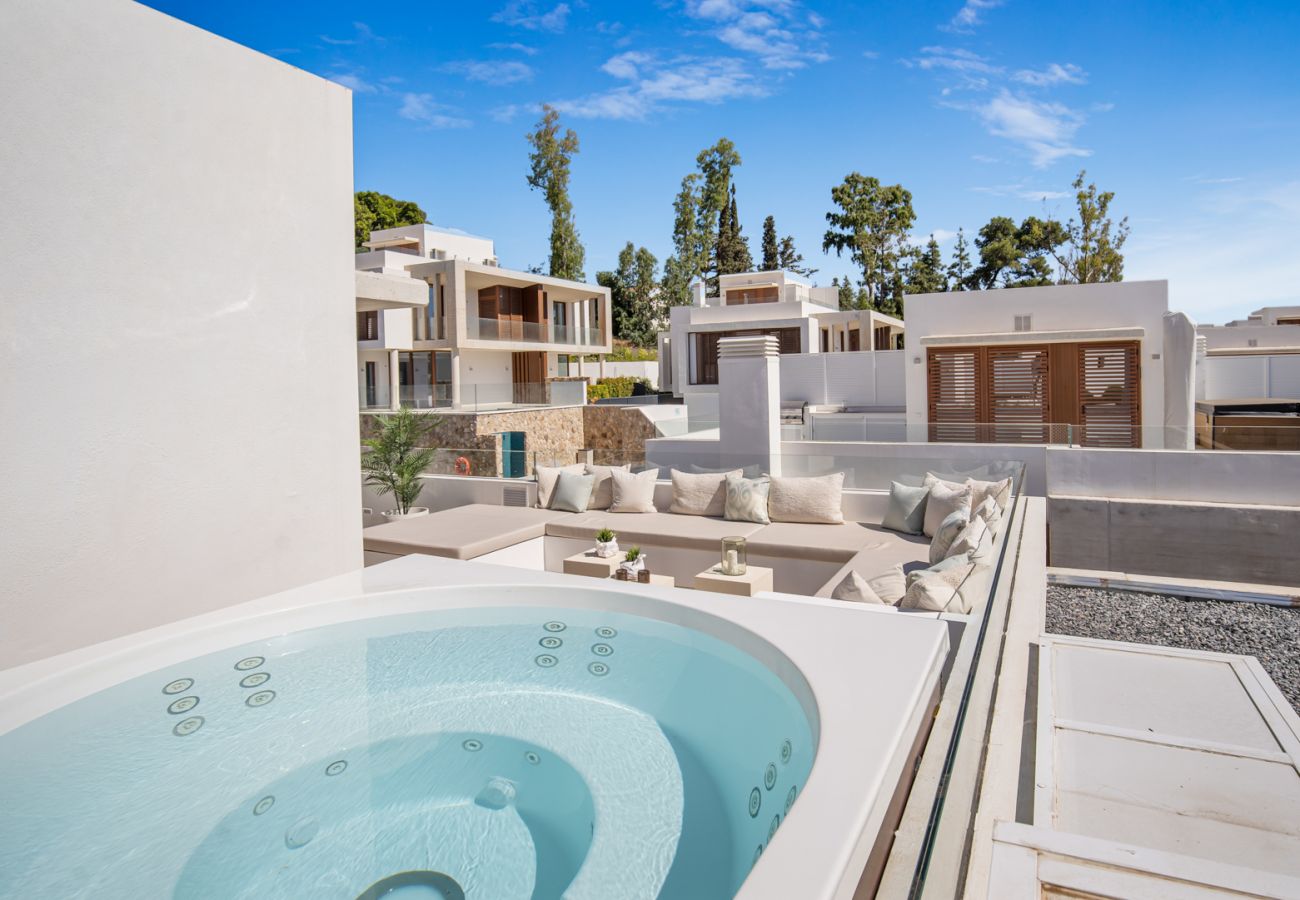 Radhus i Marbella - Puente Romano Collection
