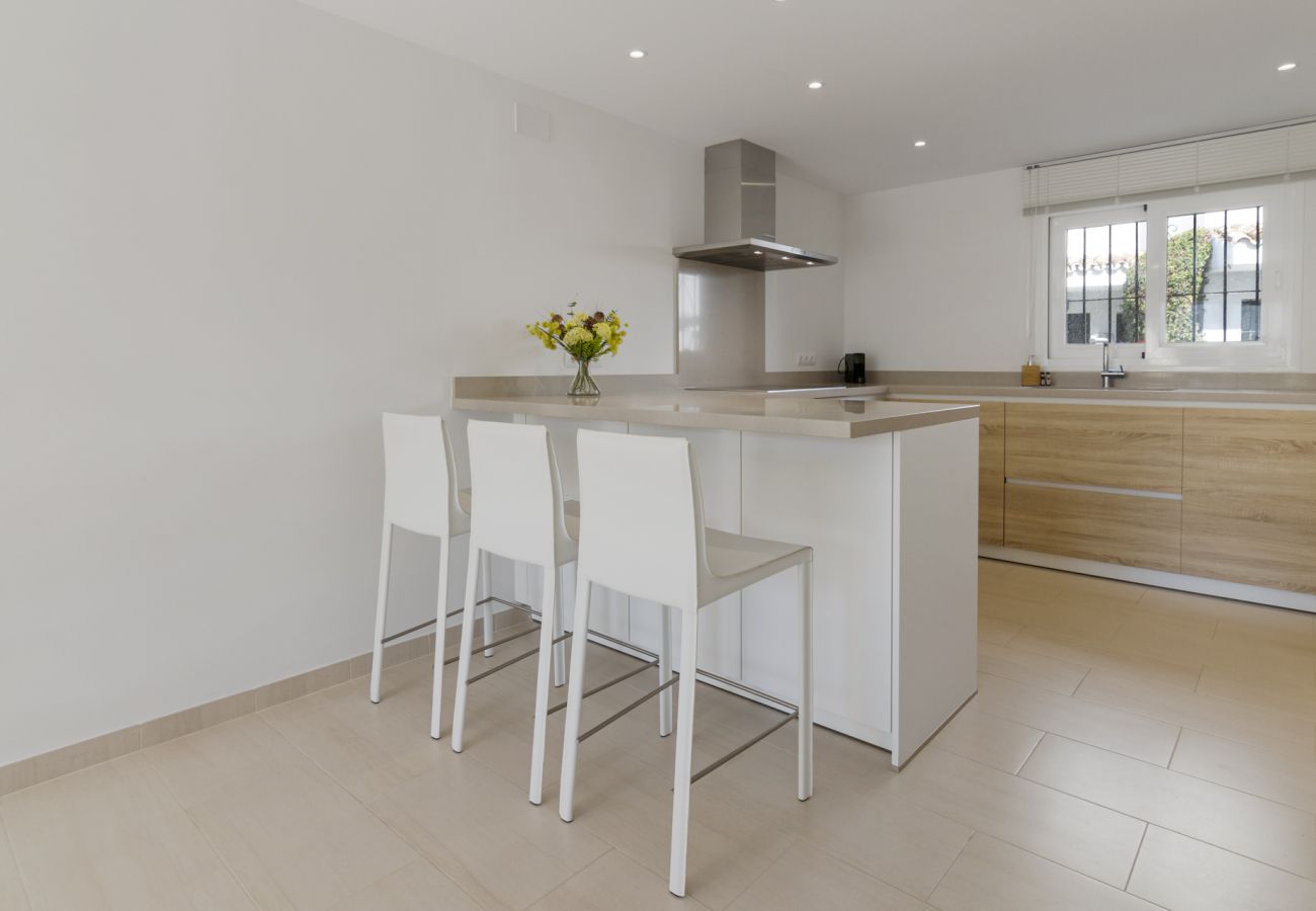 Radhus i San Pedro de Alcántara - Casa Guadalvillas