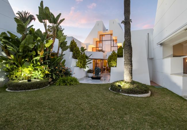 Villa i Nueva andalucia - Villa Azteca Villa i Nueva andalucia - Villa Azteca