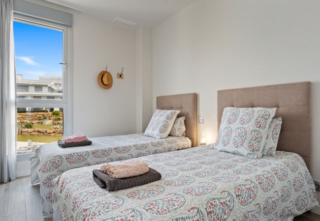 Lägenhet i Estepona - Mirage Penthouse - Sea views & Jacuzzi! Lägenhet i Estepona - Mirage Penthouse - Sea views & Jacuzzi!