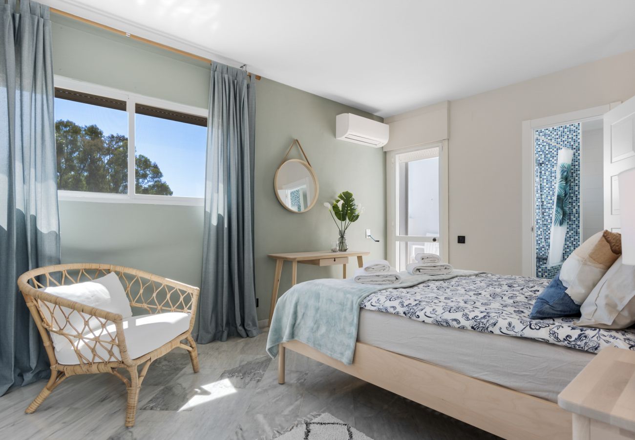 Radhus i Estepona - Casa Pentique