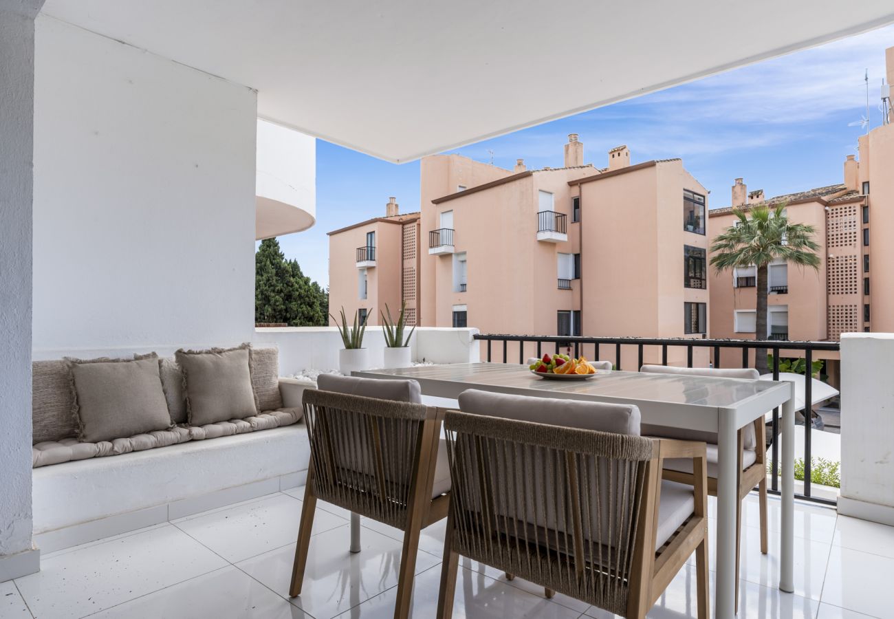 Lägenhet i Nueva andalucia - Casa Orquidea