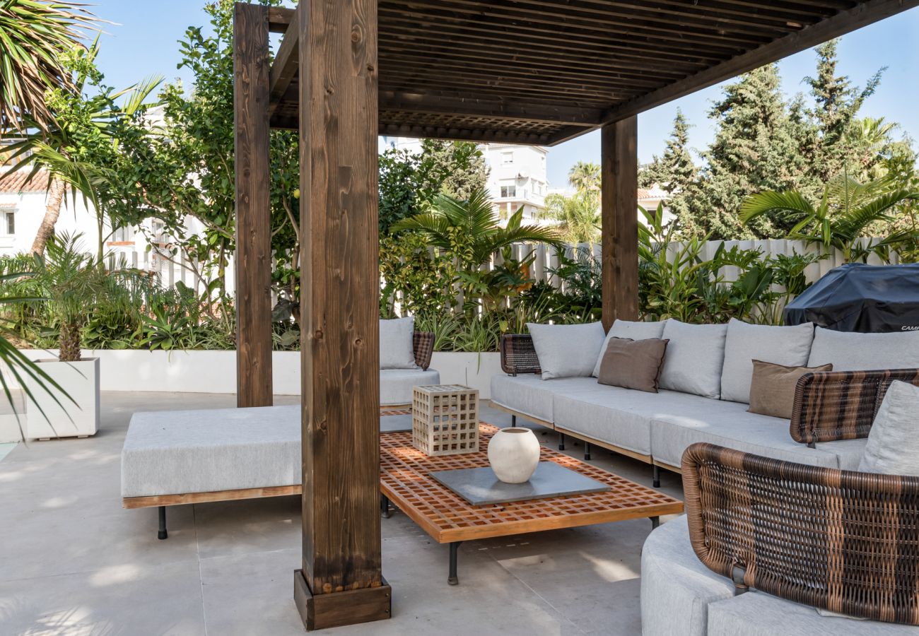 Villa i Nueva andalucia - Villa Serenis