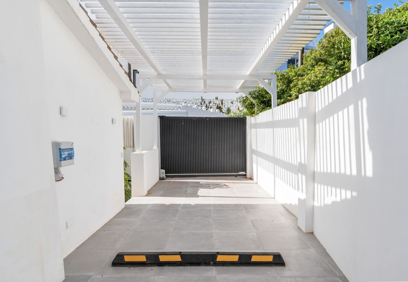 Villa i Nueva andalucia - Villa Serenis