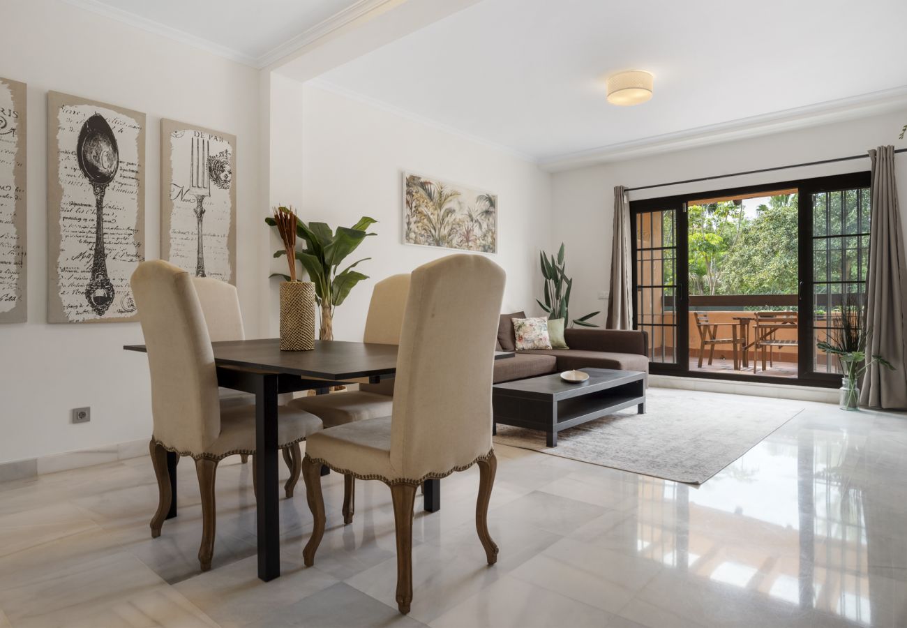 Lägenhet i Estepona - Hacienda del Sol