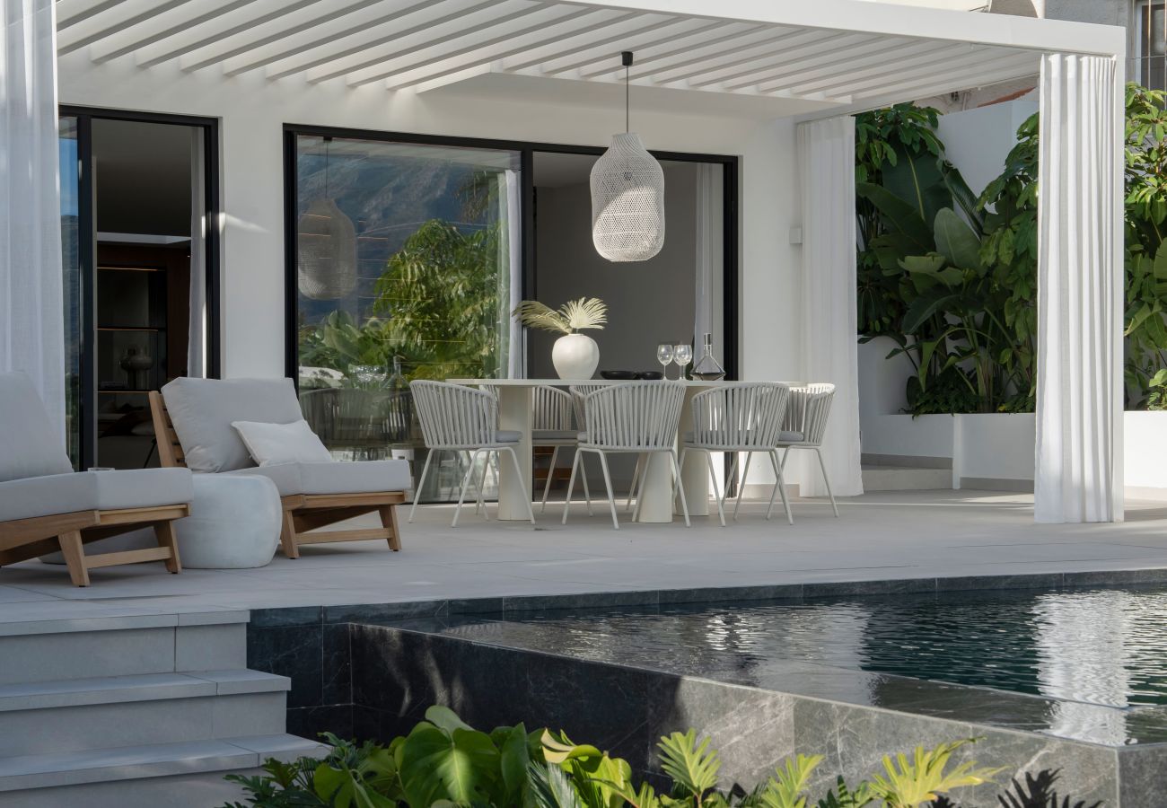 Villa i Nueva andalucia - Villa Ama