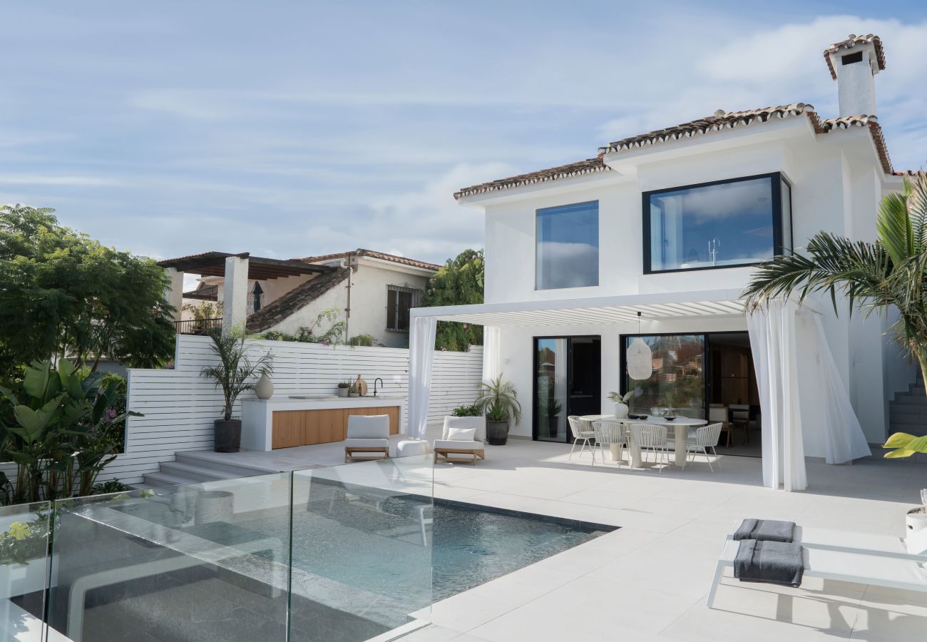 Villa i Nueva andalucia - Villa Ama