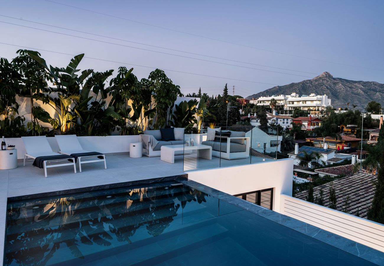 Villa i Nueva andalucia - Villa Ama