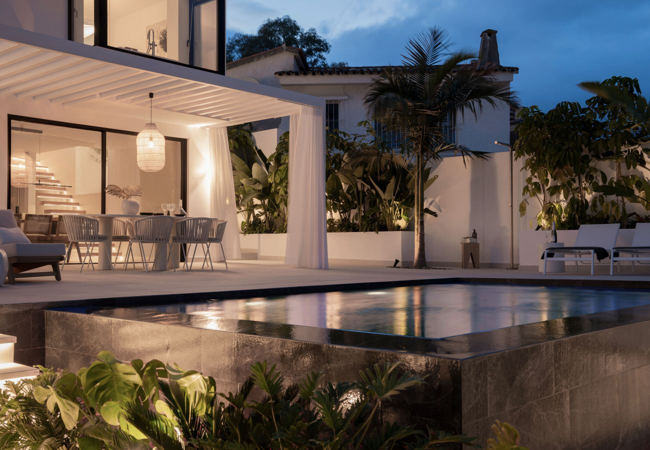 Villa i Nueva andalucia - Villa Ama