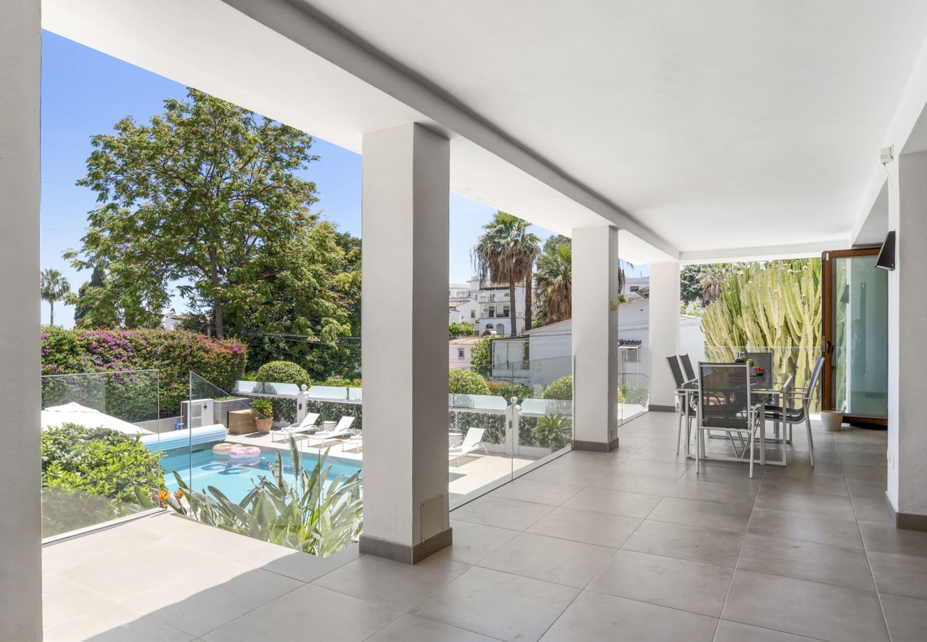 Villa i Nueva andalucia - Villa Jaz