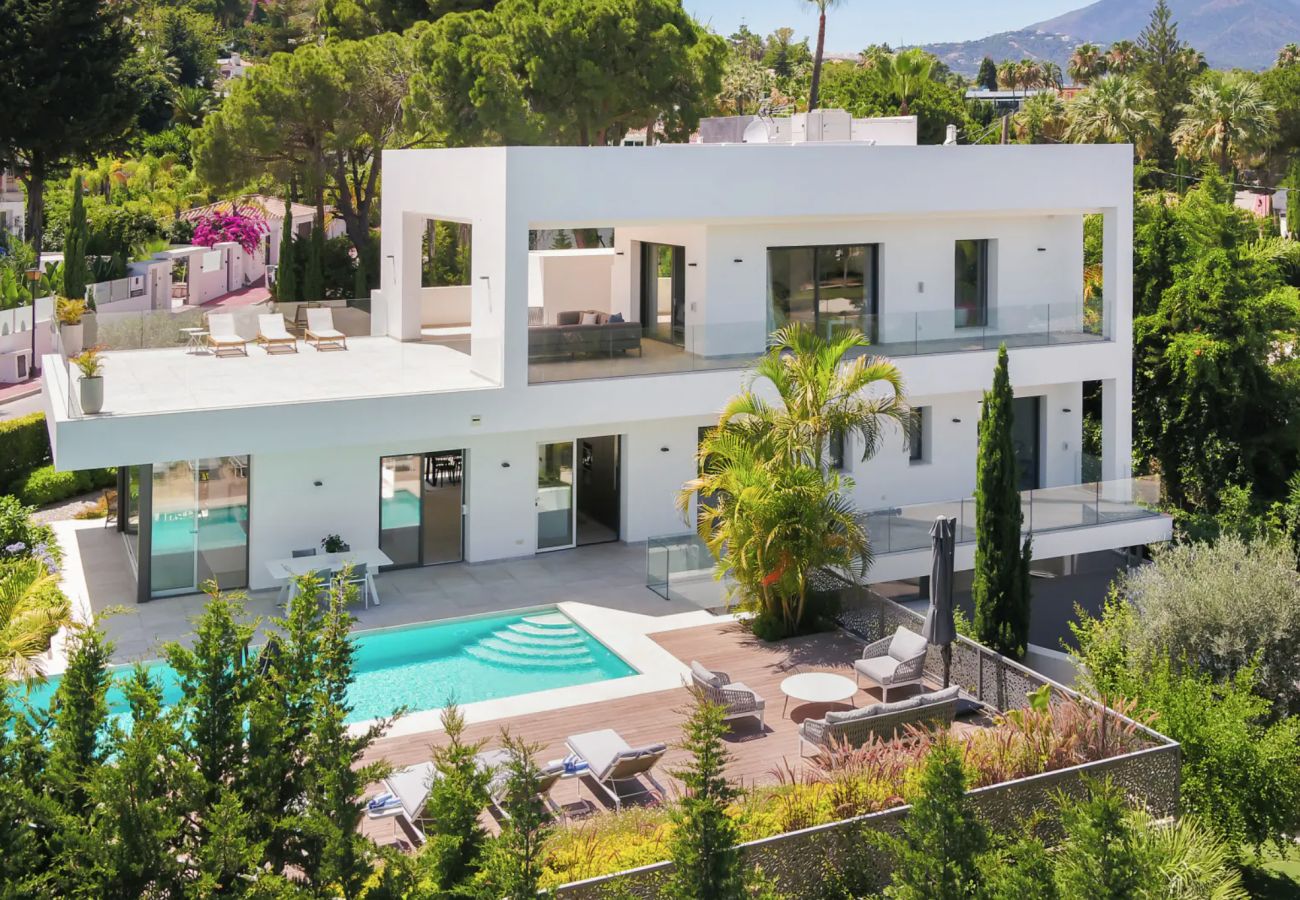 Villa i Nueva andalucia - Villa Enso