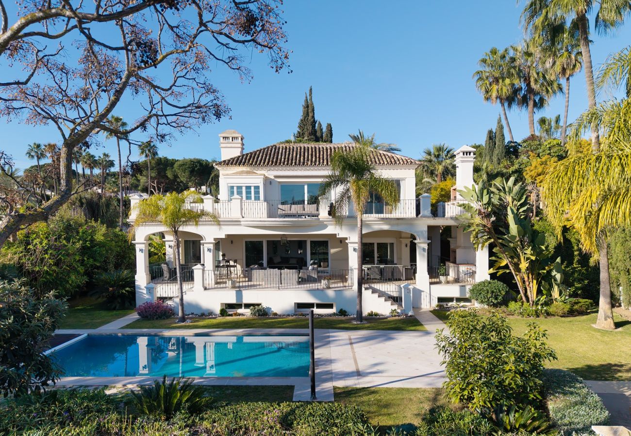 Villa i Nueva andalucia - Villa Las Brisas