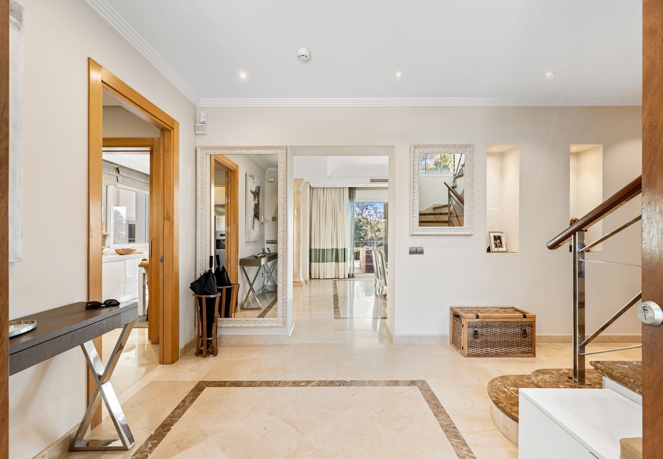 Villa i Nueva andalucia - Villa Las Brisas