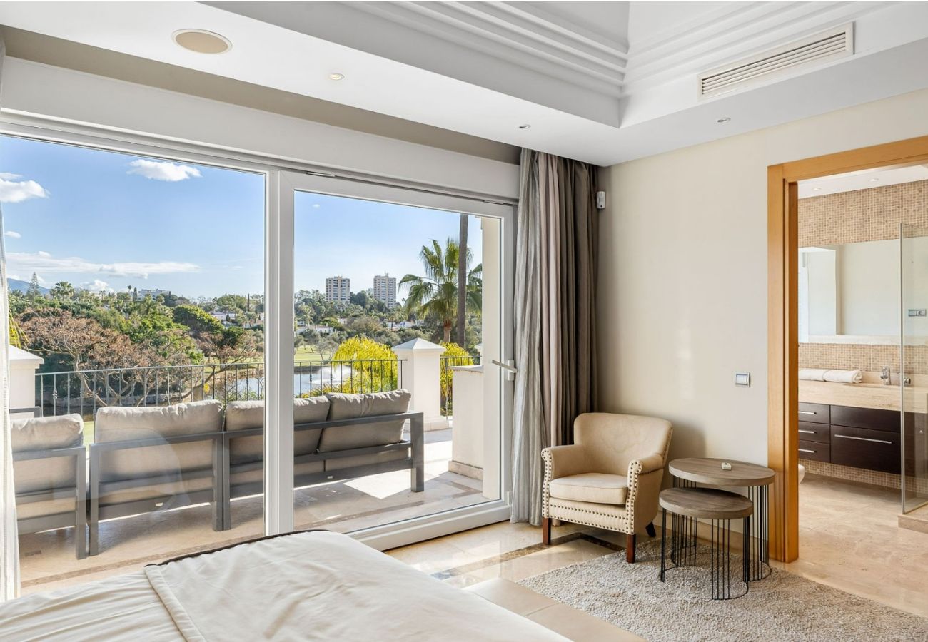 Villa i Nueva andalucia - Villa Las Brisas