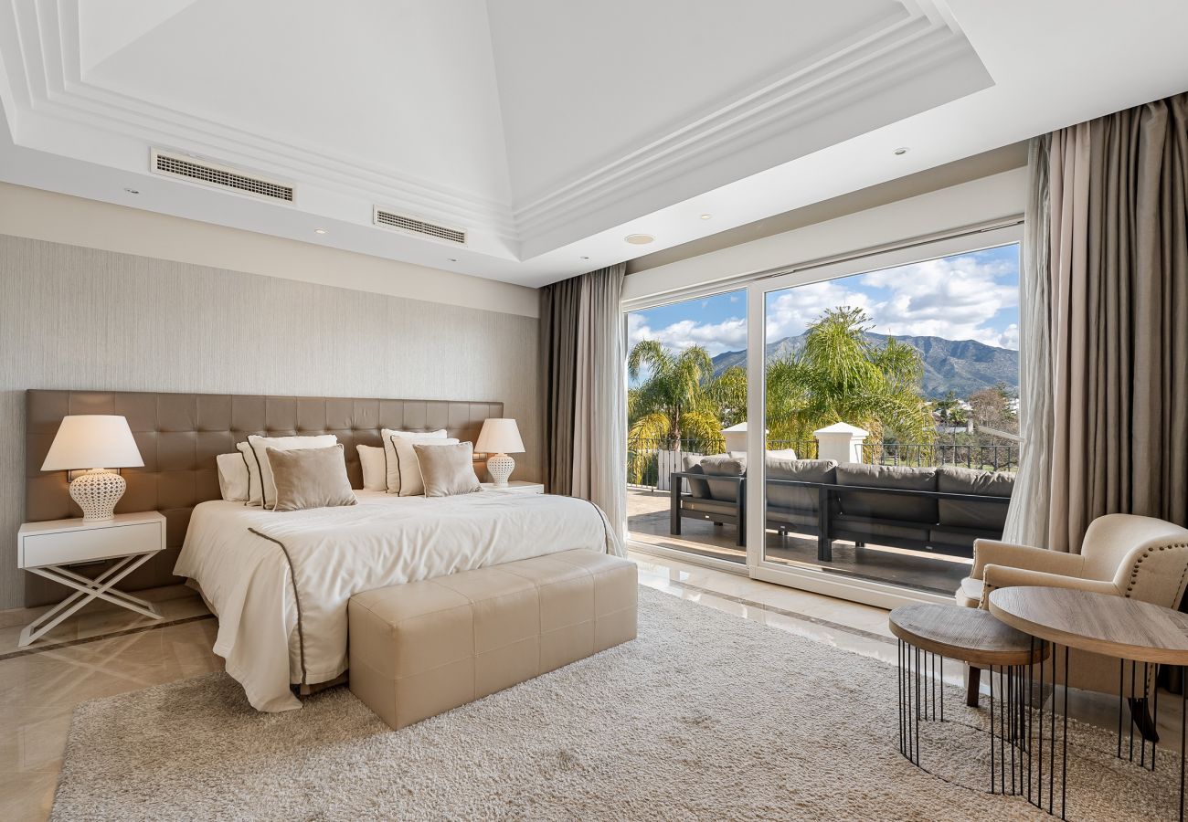 Villa i Nueva andalucia - Villa Las Brisas